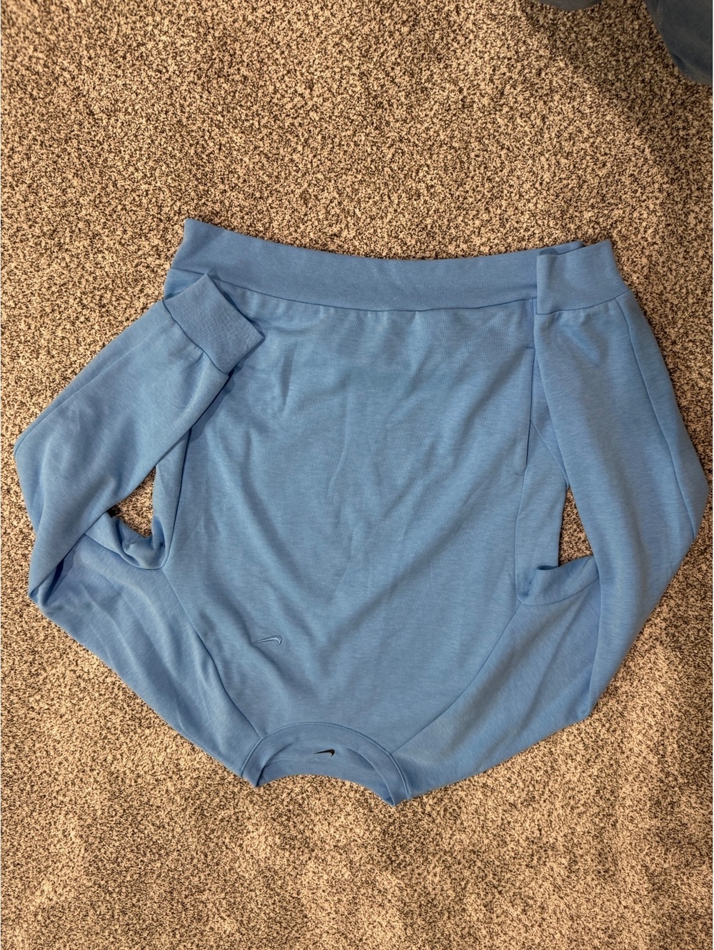 Nike Women’s Long Sleeve Pullover Top Size Small Light Blue Athletic Crewneck